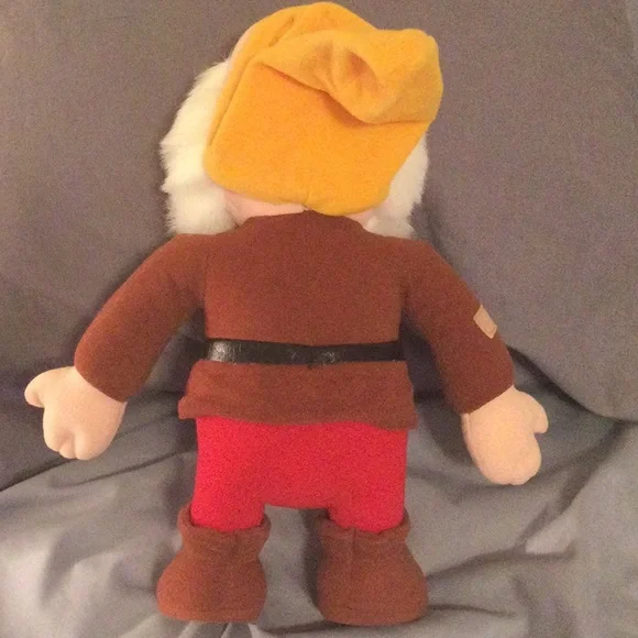 Disney’s Happy Dwarf - Picture 2 of 6